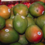 Mangos_in_market