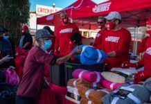 Humanity Heroes Holiday Giveaway on L.A.’s Skid Row (Photo Gallery) BigMike Straumietis-Humanity Heroes 3-Advanced Nutrients-CBD News-CBDToday